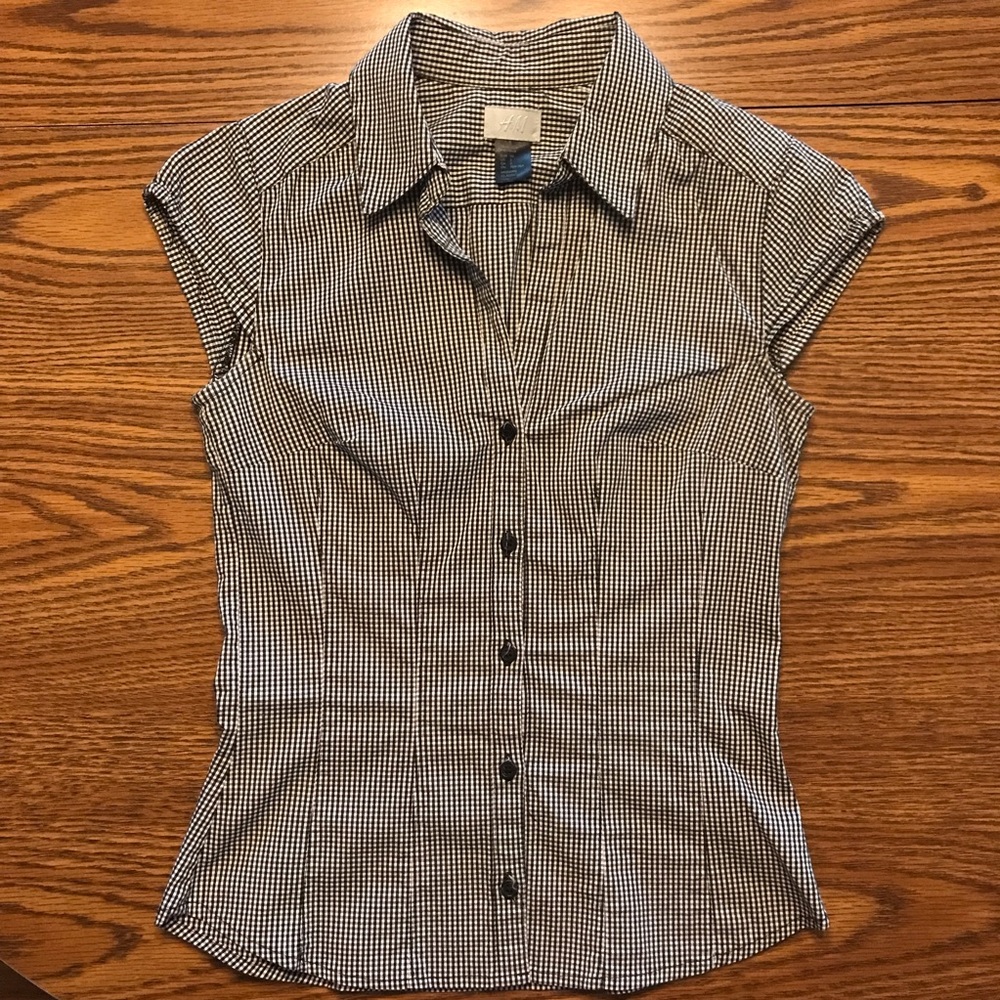 H&M Collared, Button Down Short, Sleeve Top
